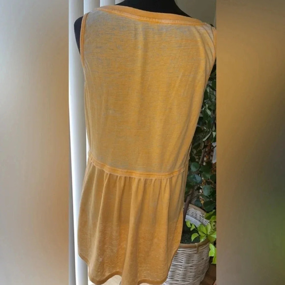 🆓Jane & Delancey Tunic Top🆓 - Picture 5 of 7
